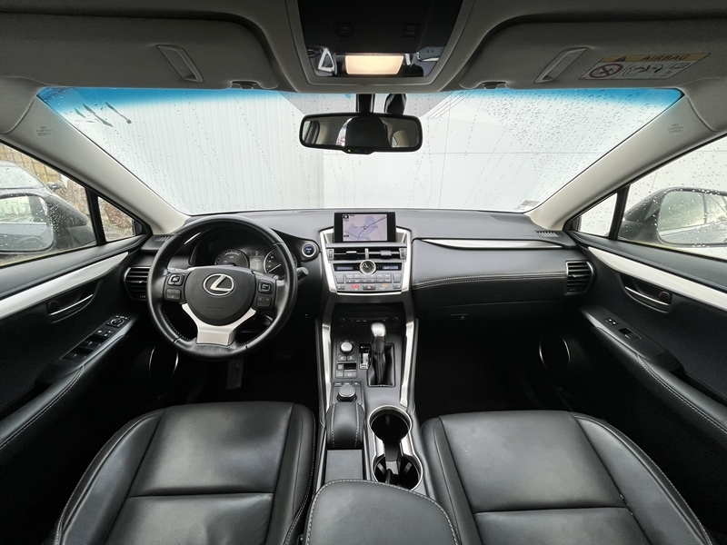 1 img-vehicule.jpgLexus
                            img-vehicule.jpgNx