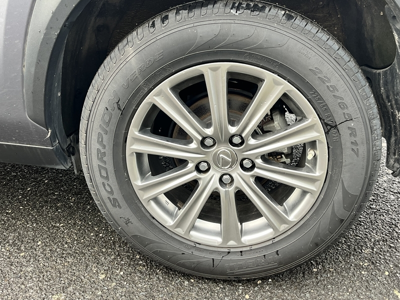 5 img-vehicule.jpgLexus
                            img-vehicule.jpgNx