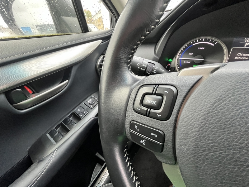 9 img-vehicule.jpgLexus
                            img-vehicule.jpgNx