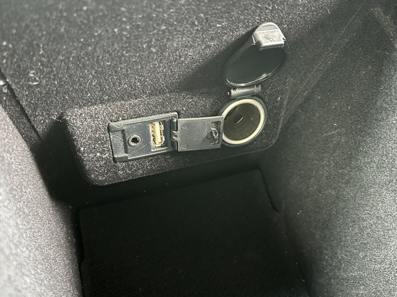 13 img-vehicule.jpgLexus
                            img-vehicule.jpgNx