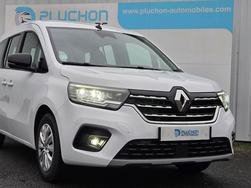 9 img-vehicule.jpgRenault
                            img-vehicule.jpgKangoo III