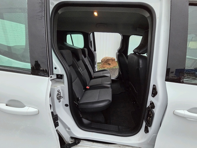 15 img-vehicule.jpgRenault
                            img-vehicule.jpgKangoo III