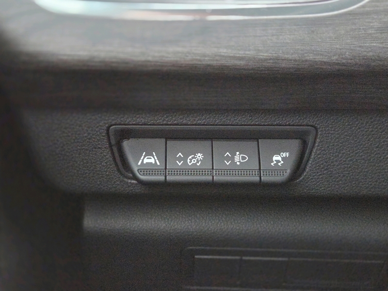 17 img-vehicule.jpgRenault
                            img-vehicule.jpgKangoo III