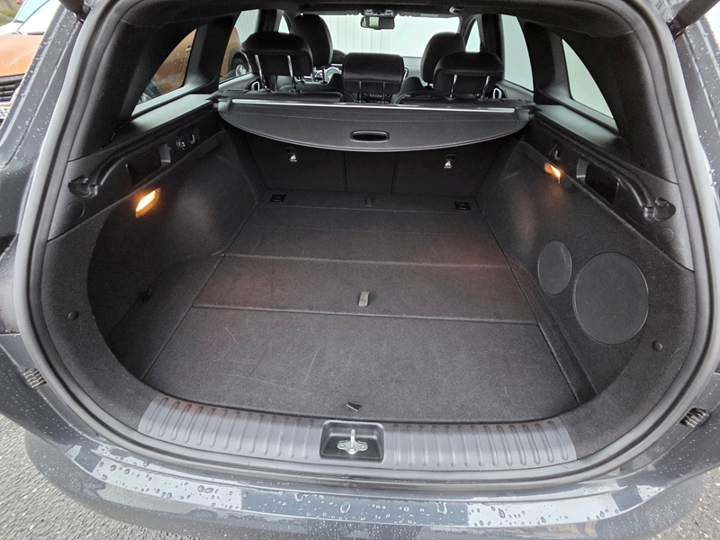 11 img-vehicule.jpgKia
                            img-vehicule.jpgCeed SW