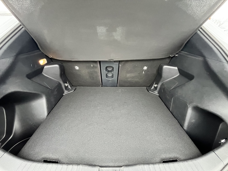 14 img-vehicule.jpgToyota
                            img-vehicule.jpgYaris Cross