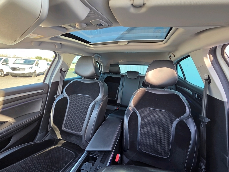 Photo 4 - Renault Megane IV