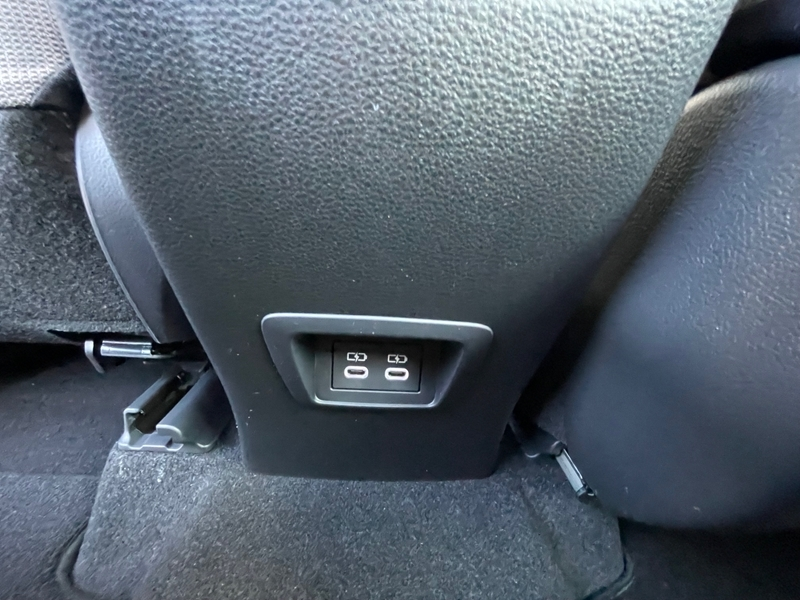 13 img-vehicule.jpgToyota
                            img-vehicule.jpgCorolla Cross