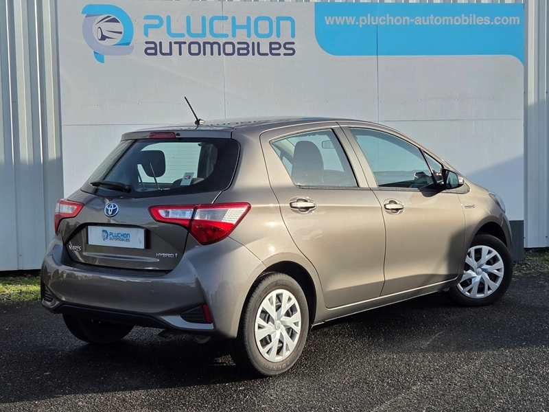 Toyota
                    Yaris