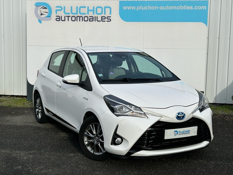 Toyota Yaris - 100H Dynamic Business 5P