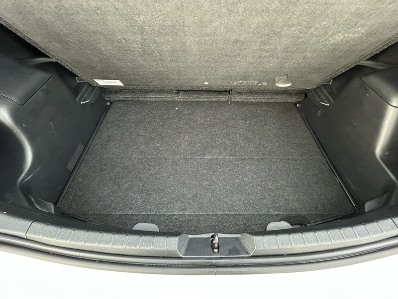 Photo 6 - Toyota Yaris