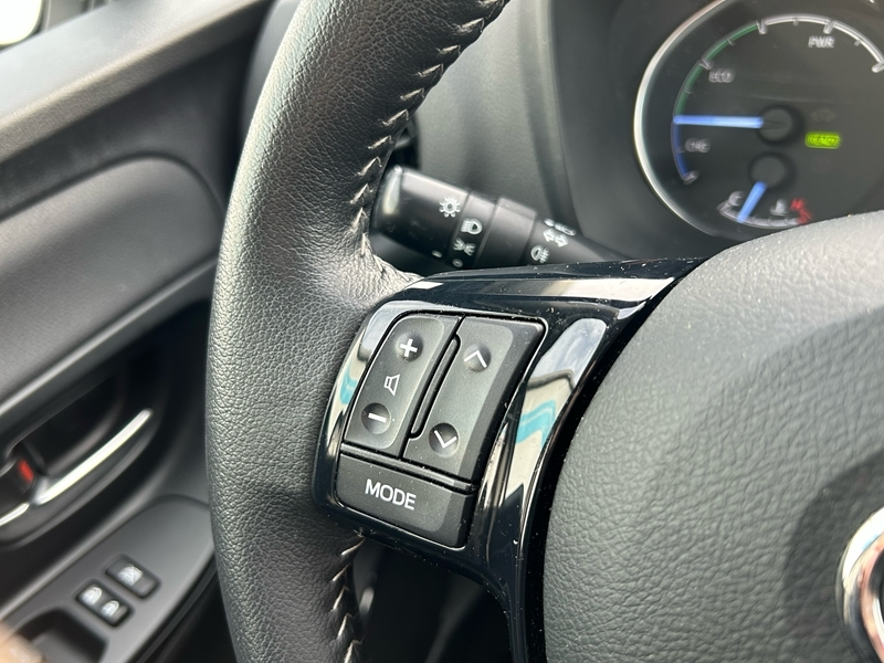 Photo 16 - Toyota Yaris