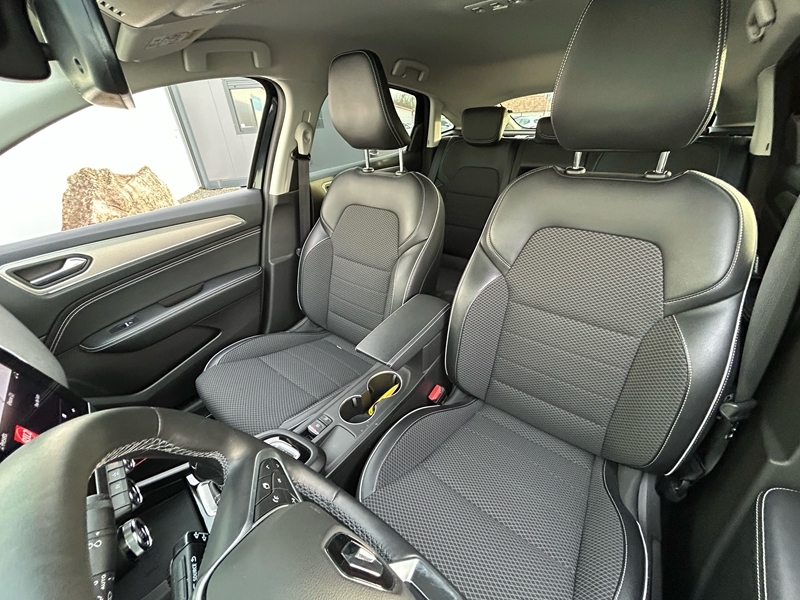 Photo 19 - Renault Arkana