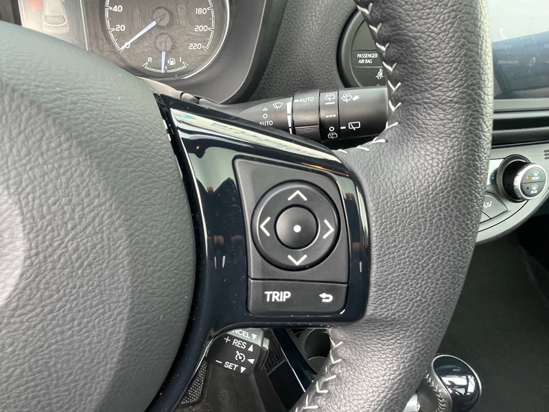 10 img-vehicule.jpgToyota
                            img-vehicule.jpgYaris