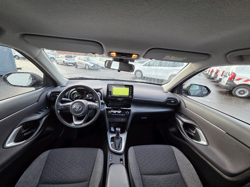 Toyota
                    Yaris Cross