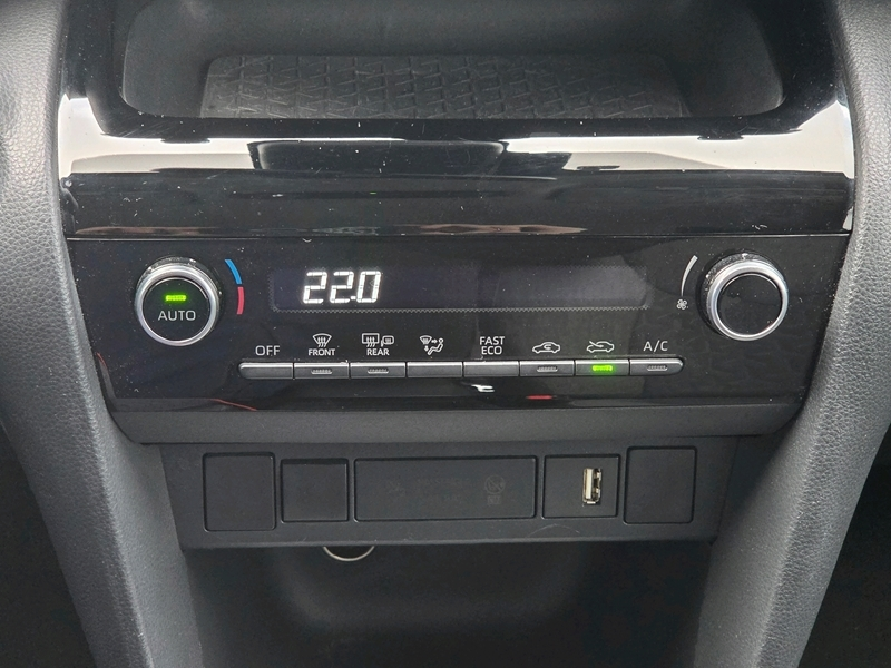 Photo 15 - Toyota Yaris Cross