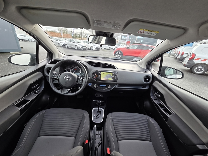 Toyota
                    Yaris