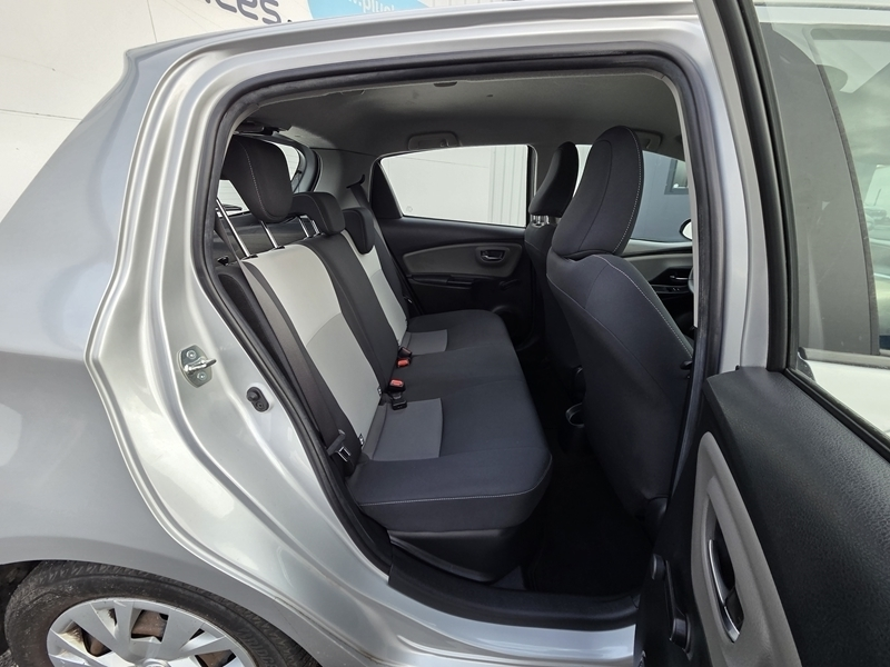 Photo 16 - Toyota Yaris