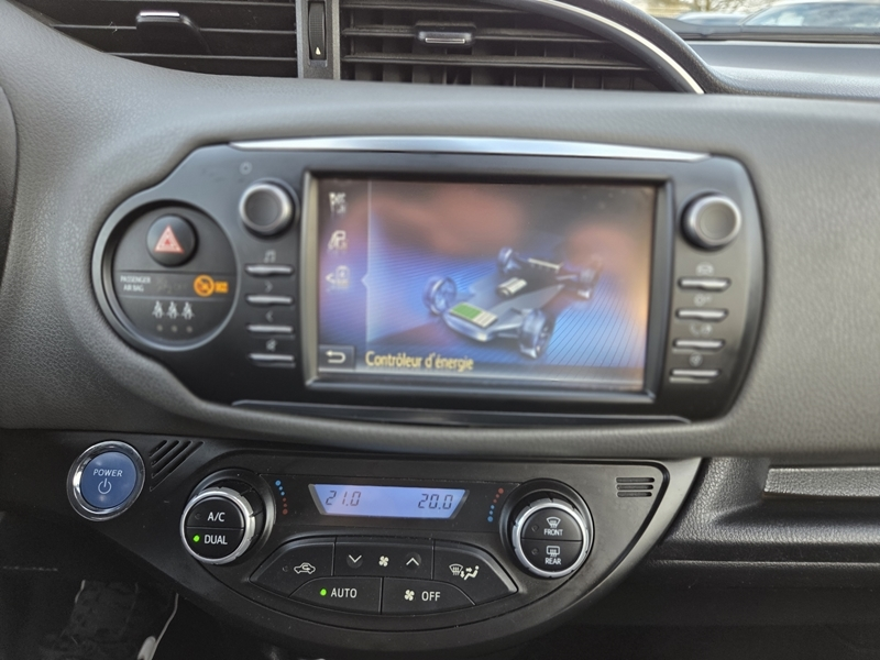 Photo 7 - Toyota Yaris