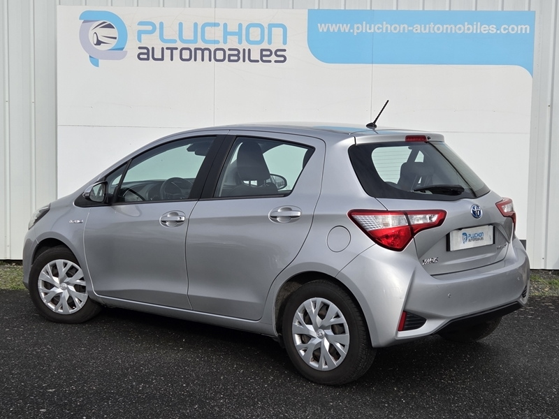 Toyota
                    Yaris