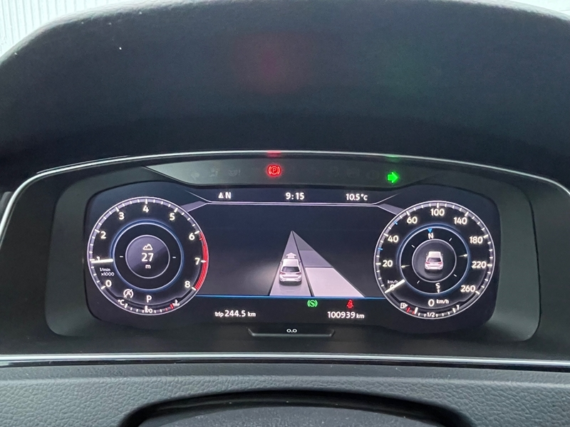 Photo 15 - Volkswagen Golf VII