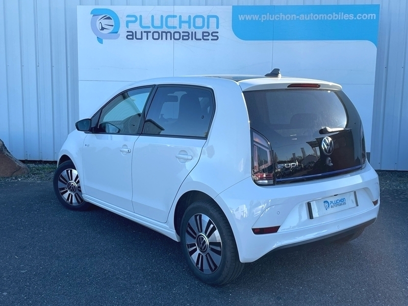 Photo 3 - Volkswagen E-Up!