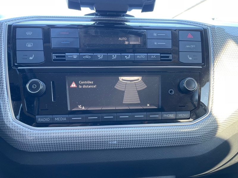 Photo 17 - Volkswagen E-Up!