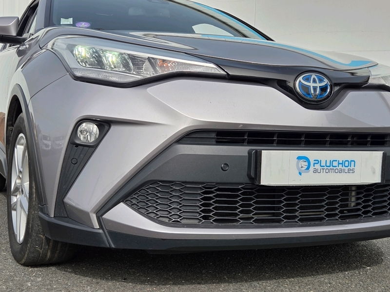 Photo 16 - Toyota C-HR