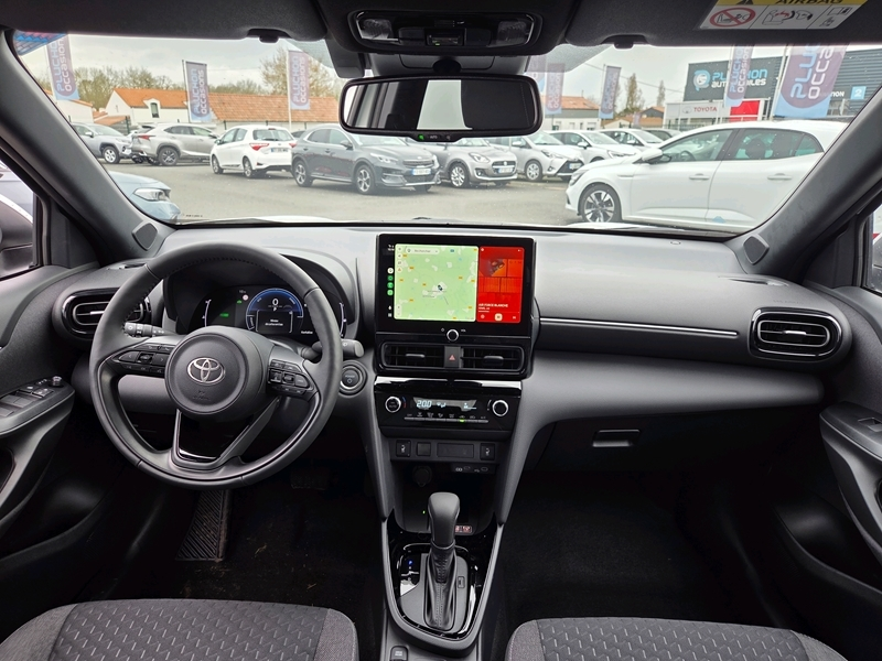 Photo 2 - Toyota Yaris Cross