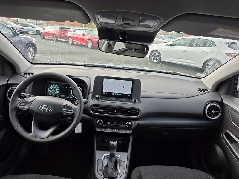 Photo 2 - Hyundai Kona