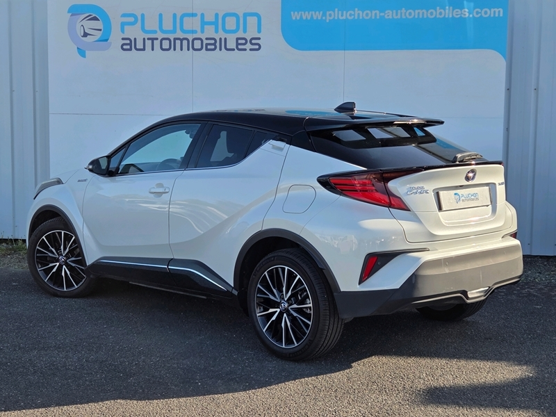 Photo 3 - Toyota C-HR