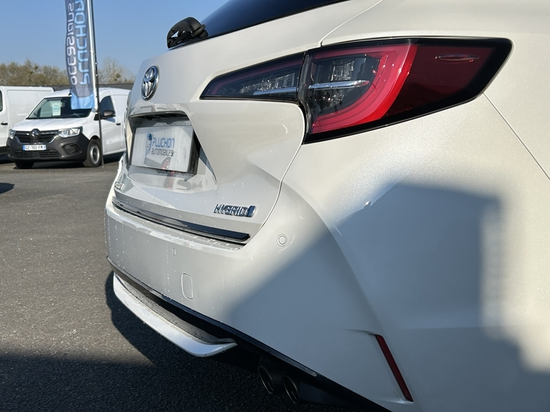 Photo 6 - Toyota Corolla Touring Spt