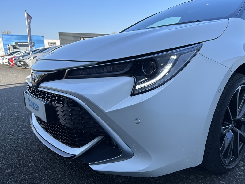 Photo 11 - Toyota Corolla Touring Spt