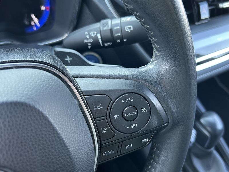 Photo 16 - Toyota Corolla Touring Spt