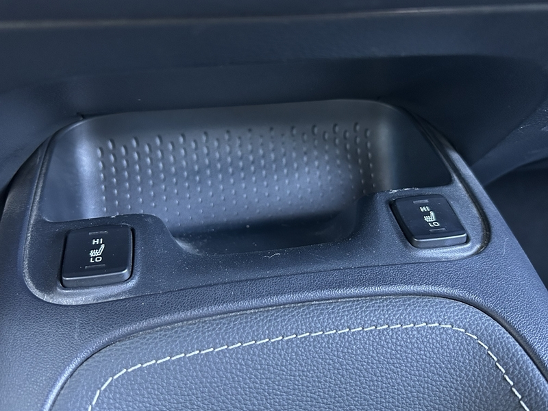 Photo 20 - Toyota Corolla Touring Spt