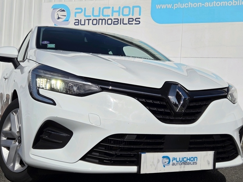 Photo 19 - Renault Clio V