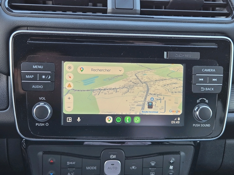 Photo 8 - Nissan Leaf