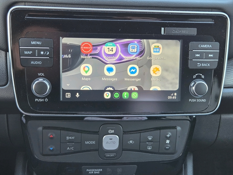 Photo 9 - Nissan Leaf