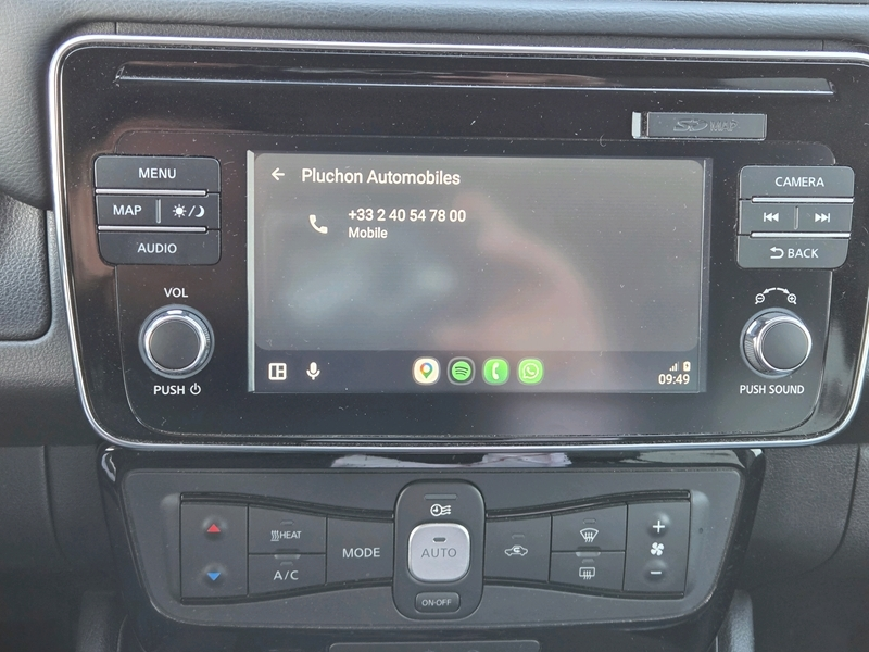 Photo 10 - Nissan Leaf