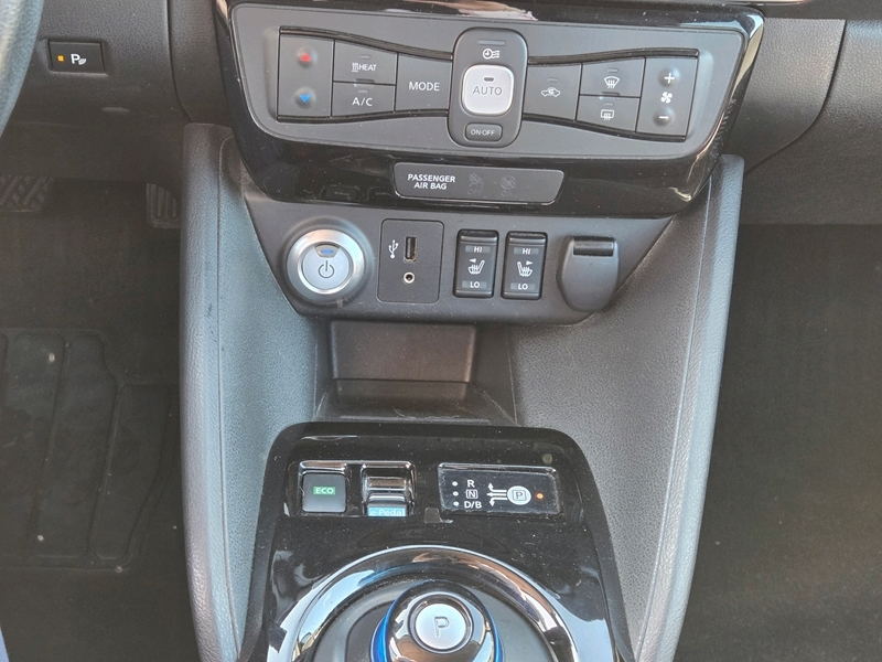 Photo 13 - Nissan Leaf