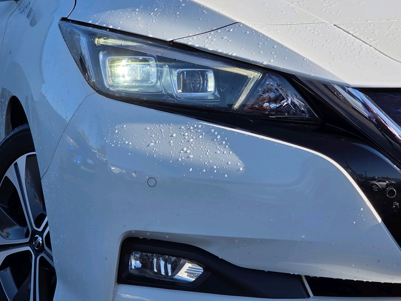 Photo 18 - Nissan Leaf