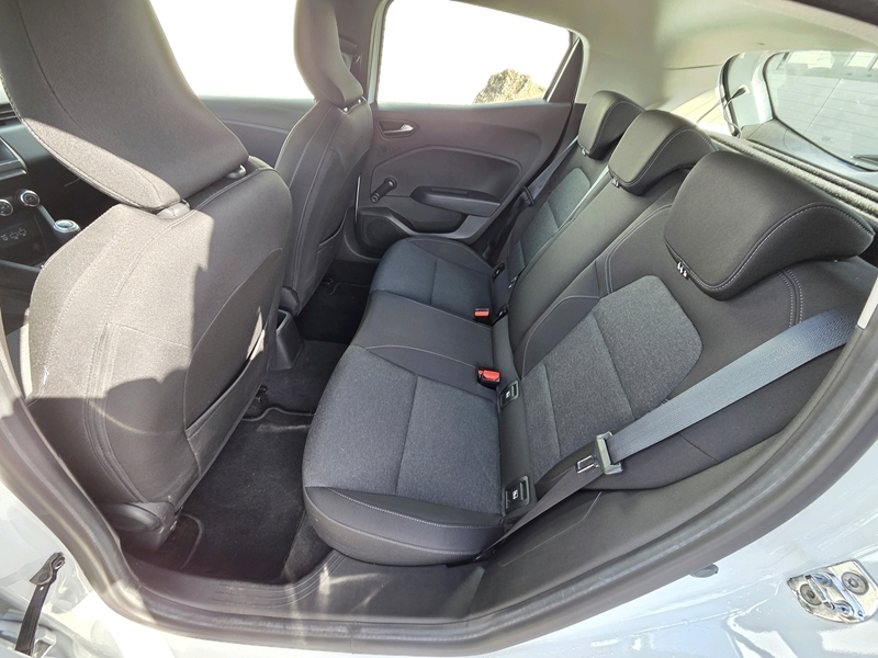 Photo 15 - Renault Clio V