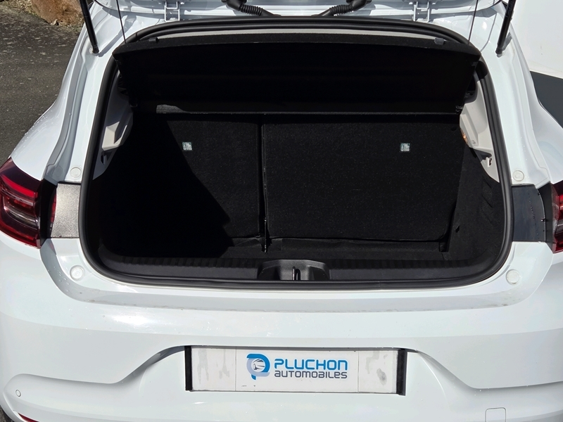 Photo 17 - Renault Clio V