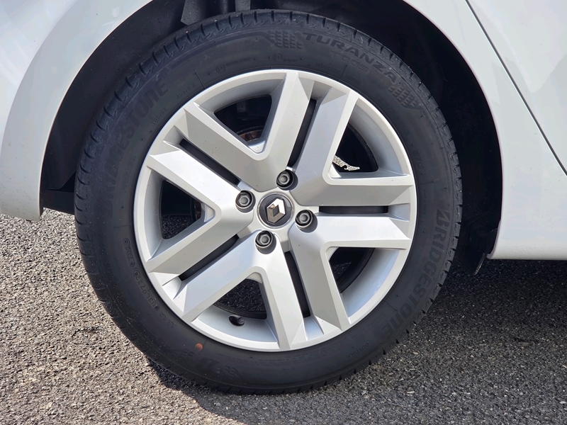 Photo 20 - Renault Clio V