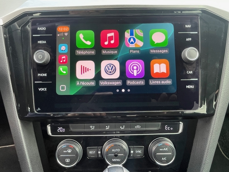 Photo 17 - Volkswagen Passat SW