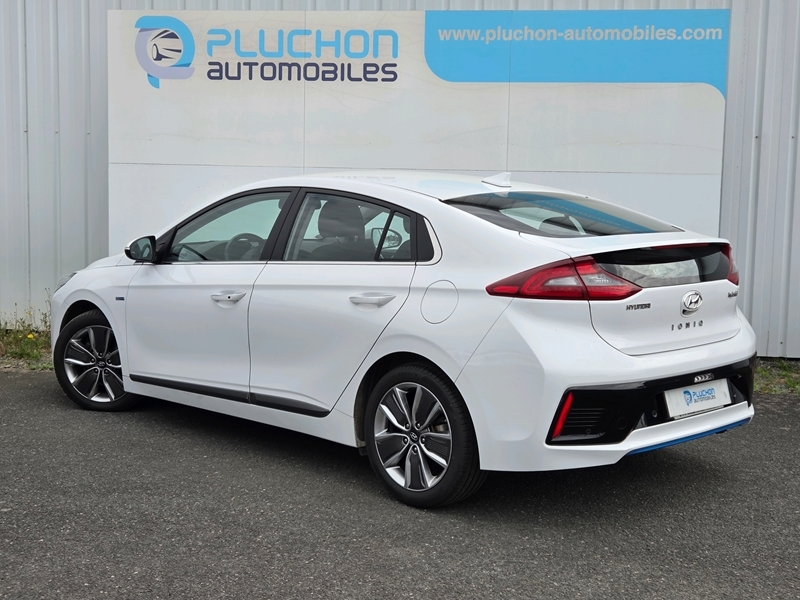 Photo 3 - Hyundai Ioniq