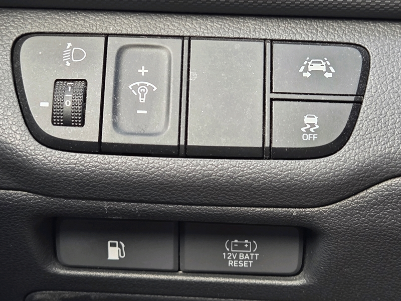 Photo 14 - Hyundai Ioniq