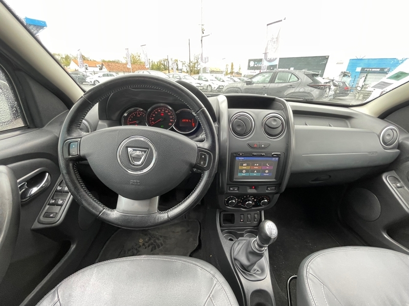 Photo 2 - Dacia Duster