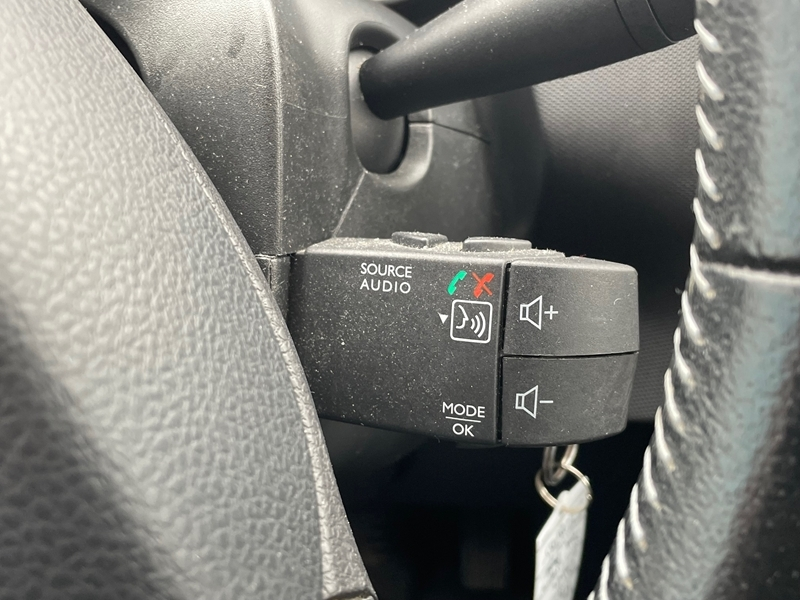 Photo 5 - Dacia Duster