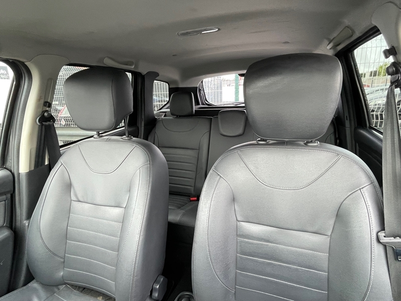 Photo 6 - Dacia Duster