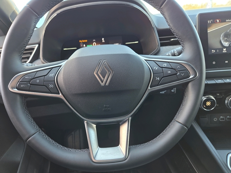 Photo 13 - Renault Clio V